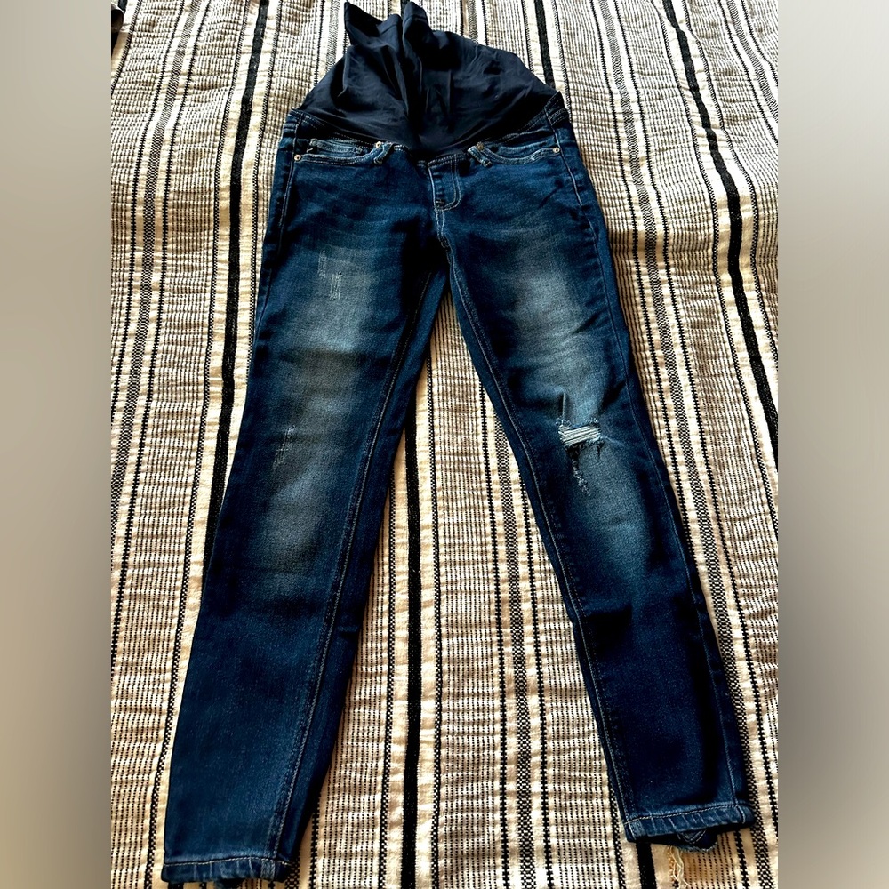 KanCan Maternity Jeans